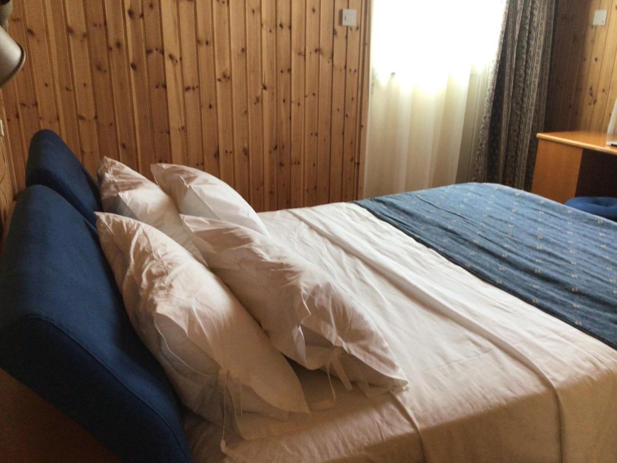 Pervolaris Cottages 1 Goudhi Buitenkant foto