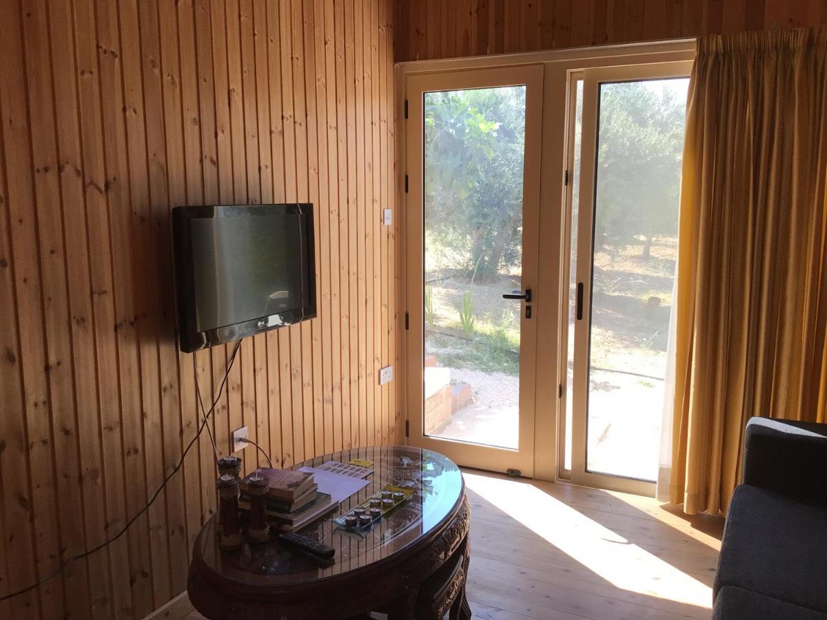 Pervolaris Cottages 1 Goudhi Buitenkant foto